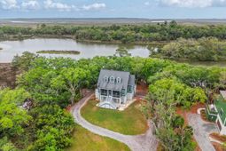 22 E Vista Boulevard photo 4