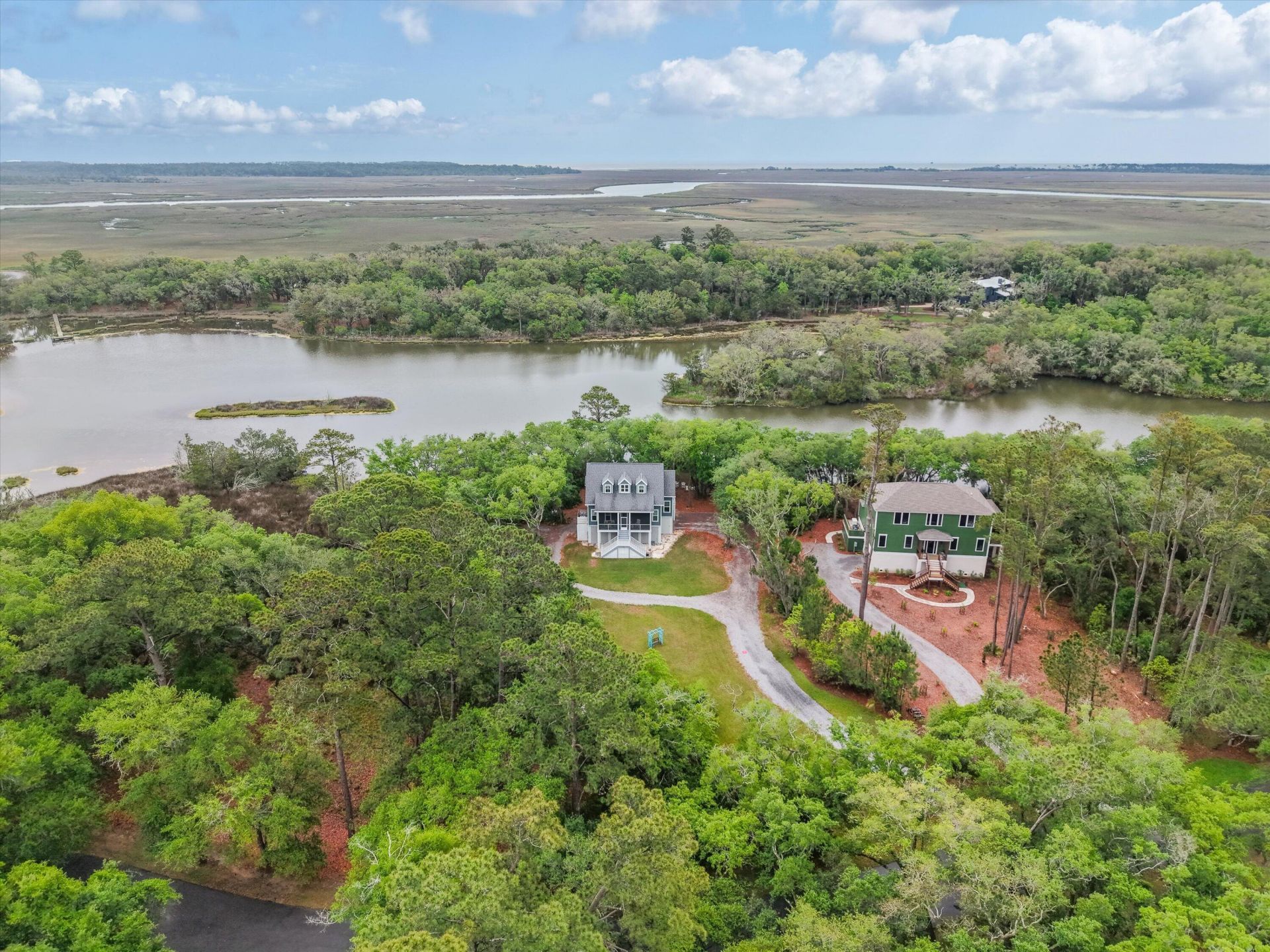 22 E Vista Boulevard Photo 4