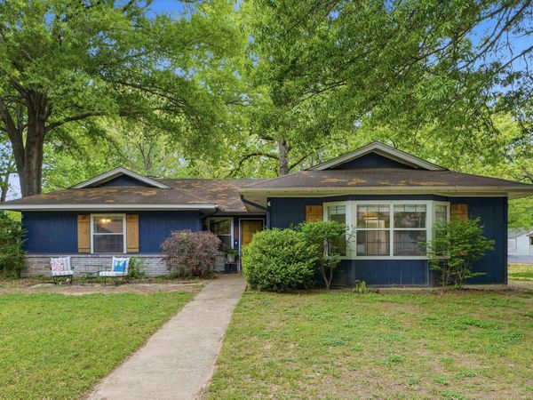 2013 Creekwood, Conway, AR 72032