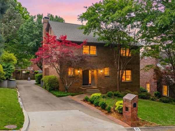 23 Saint Thomas Court, Little Rock, AR 72211