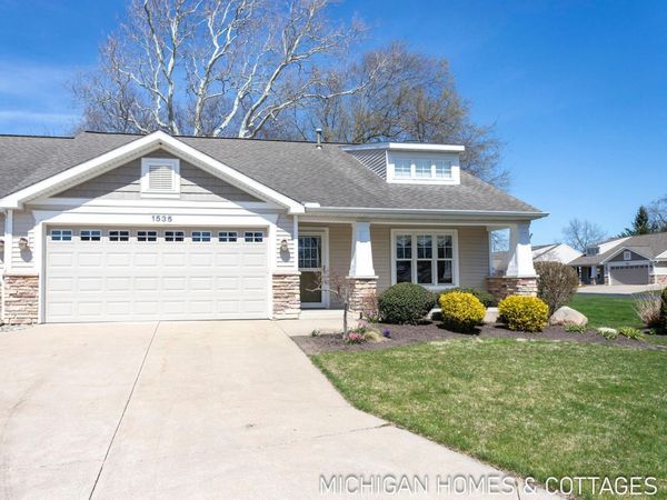 1535 Ashtyn Woods Parkway, Zeeland, MI 49464