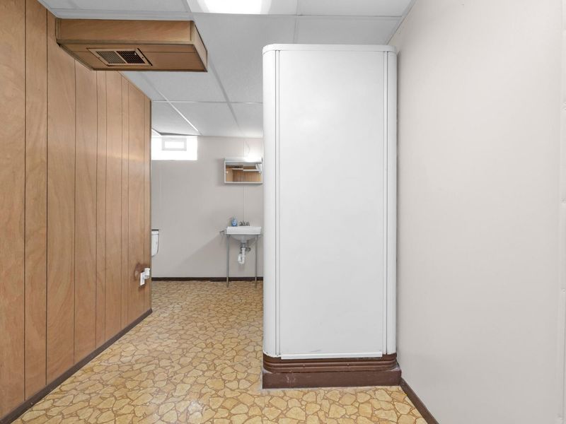 4385 Helena Court, Springfield, OH 45503 Photo 14