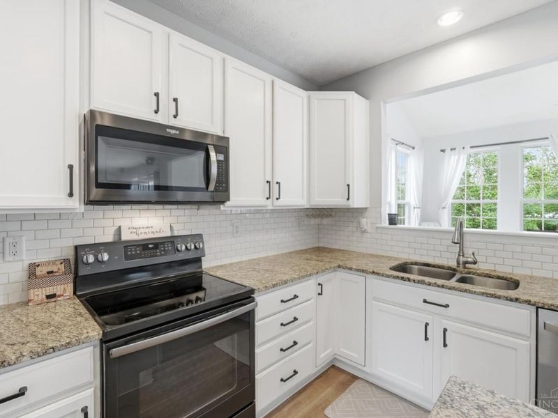 914 Whispering Pine Way, Lebanon, OH 45036 Photo 23