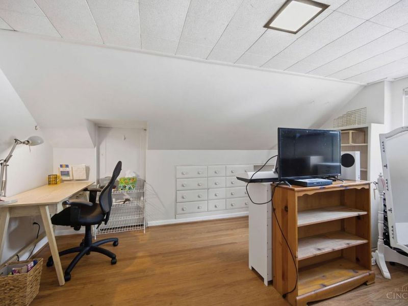 6826 Le Conte Avenue, Cincinnati, OH 45230 Photo 32