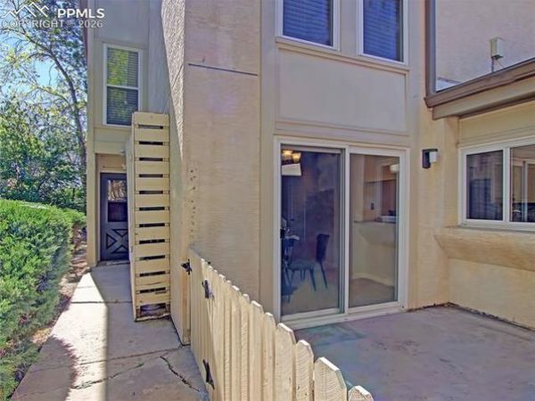 3330 Templeton Gap Road, Unit 8, Colorado Springs, CO 80907