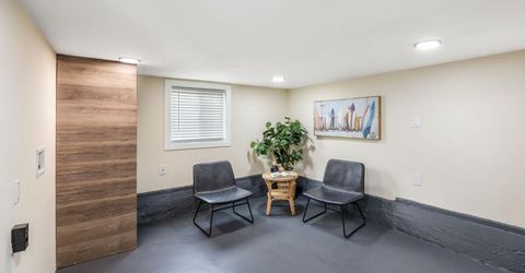 4500 48th St, Sacramento, CA 95820 Photo