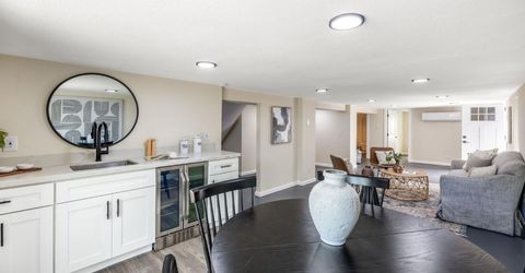 4500 48th St, Sacramento, CA 95820 Photo