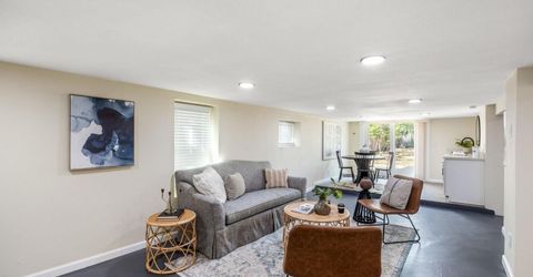 4500 48th St, Sacramento, CA 95820 Photo