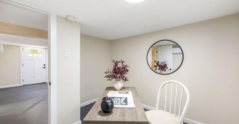 4500 48th St, Sacramento, CA 95820 Photo