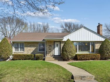 1887 Bohland Avenue, Saint Paul, MN 55116