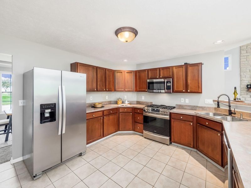 7525 Scioto Parkway, Powell, OH 43065 Photo 12