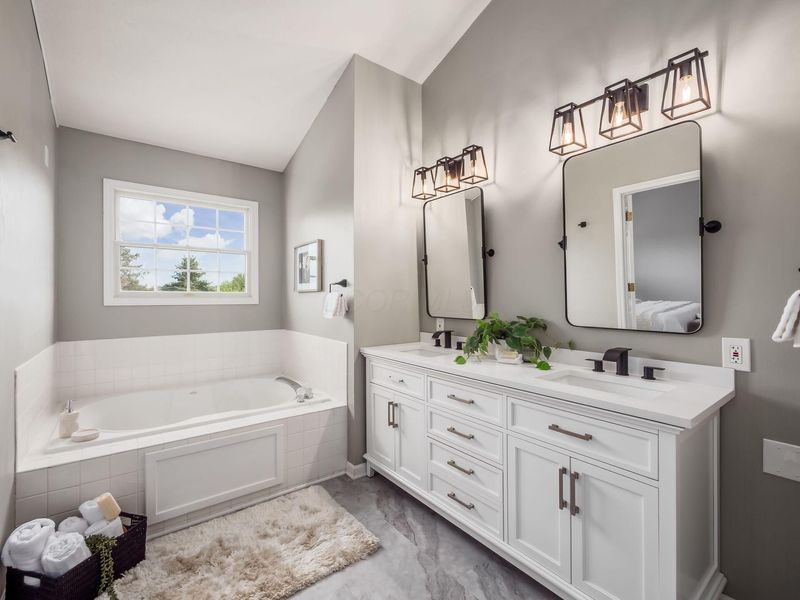 7525 Scioto Parkway, Powell, OH 43065 Photo 32