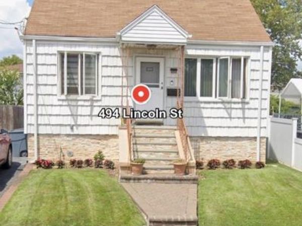 494 Lincoln Street , Cedarhurst, NY 11516
