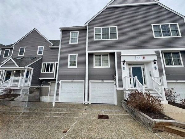 700 Shore Dr, Unit 1106, Fall River, MA 02721