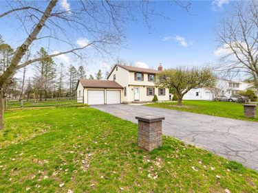 872 Joylene Drive, Webster, NY 14580