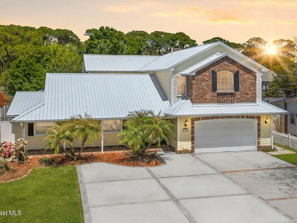390 Nora Avenue , Merritt Island, FL 32952