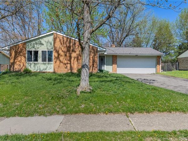 4933 Arrowview Drive, Huber Heights, OH 45424