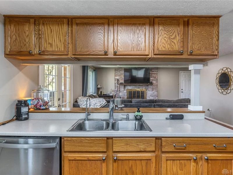 4933 Arrowview Drive, Huber Heights, OH 45424 Photo 10