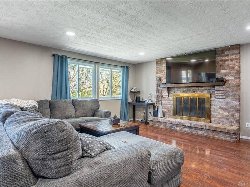 4933 Arrowview Drive, Huber Heights, OH 45424 Photo 5