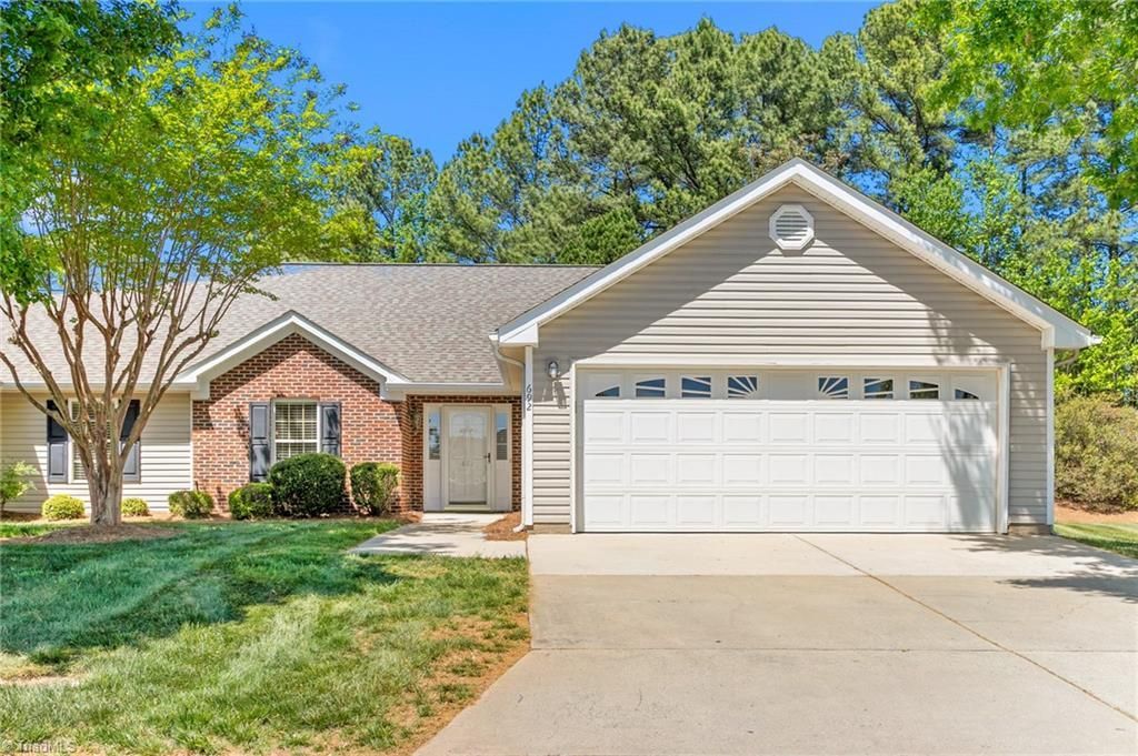 692 Huntingdon Street, Elon, NC 27244 Main Photo