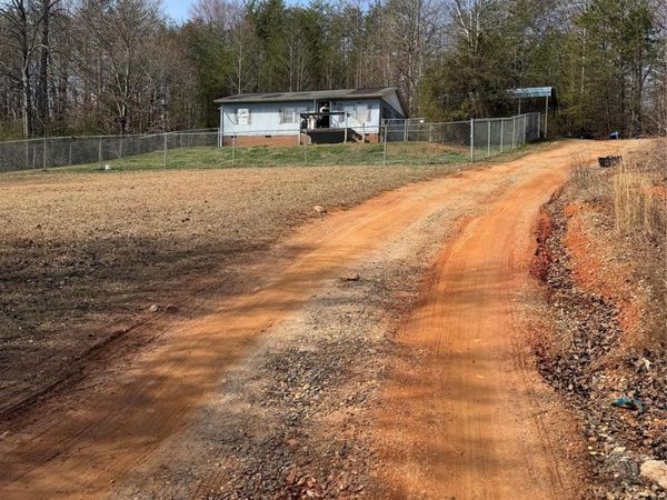 839 Paradise Circle , Marion, NC 28752