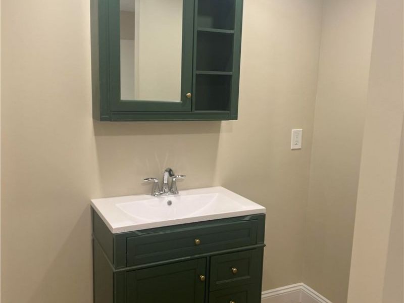 5436 Summerwood Court, Unit C, Willoughby, OH 44094 Photo 14