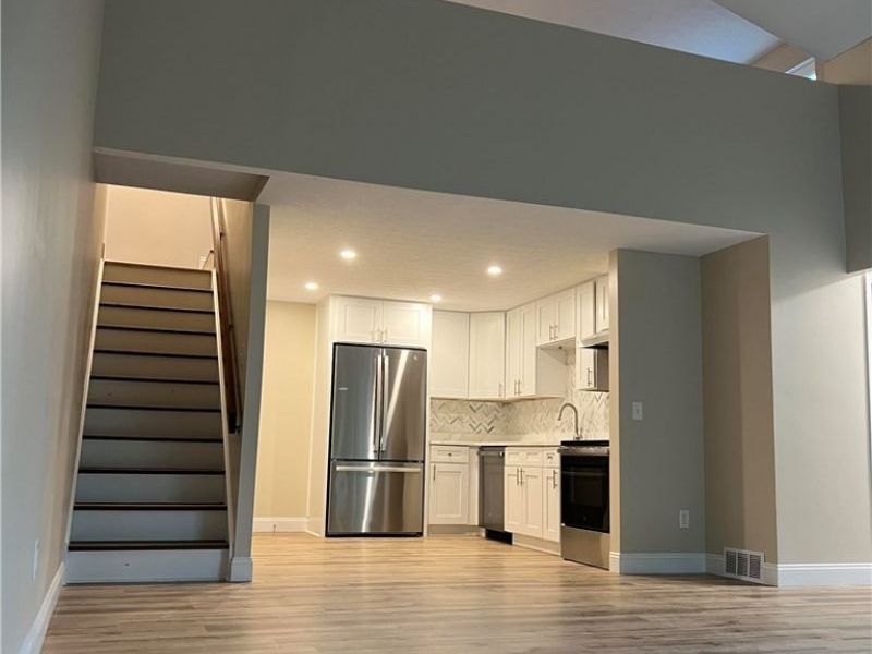 5436 Summerwood Court, Unit C, Willoughby, OH 44094 Photo 2