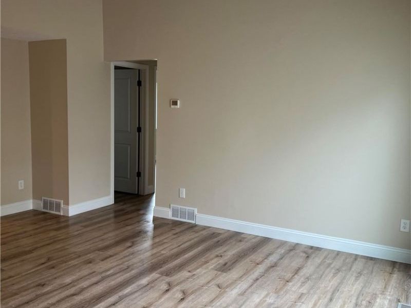 5436 Summerwood Court, Unit C, Willoughby, OH 44094 Photo 4