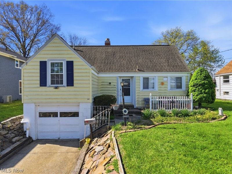 2743 Lincoln Way NW, Massillon, OH 44647 Photo 1