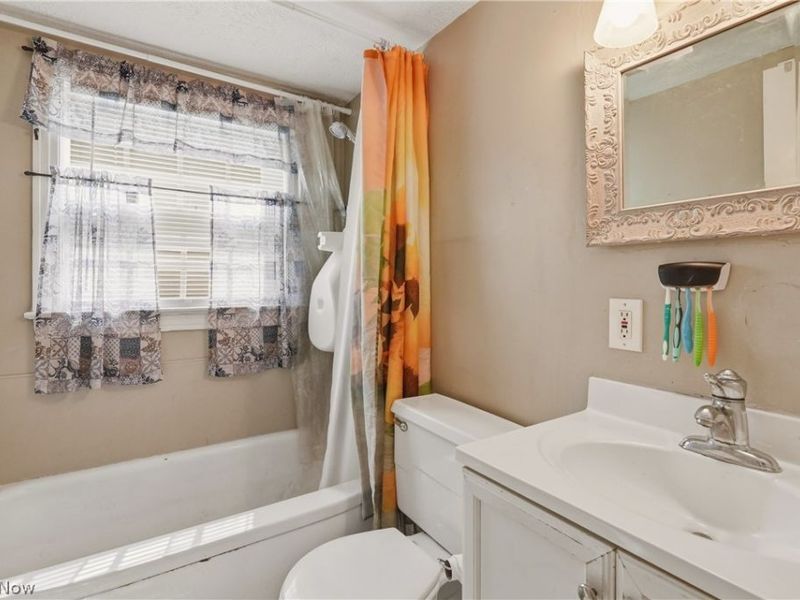 2743 Lincoln Way NW, Massillon, OH 44647 Photo 21