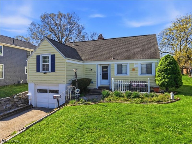 2743 Lincoln Way NW, Massillon, OH 44647 Photo 3