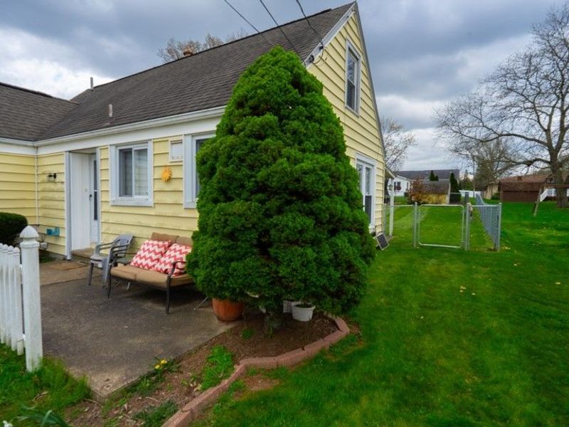 2743 Lincoln Way NW, Massillon, OH 44647 Photo 4