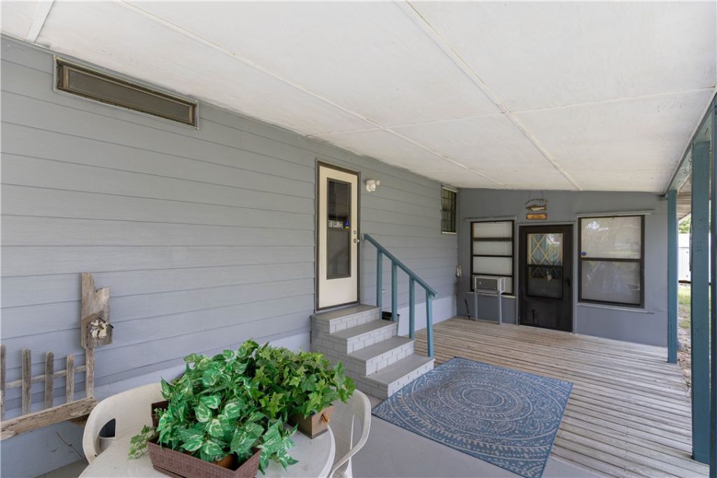 161 S Myrtle Street, Fellsmere, FL 32948 Photo