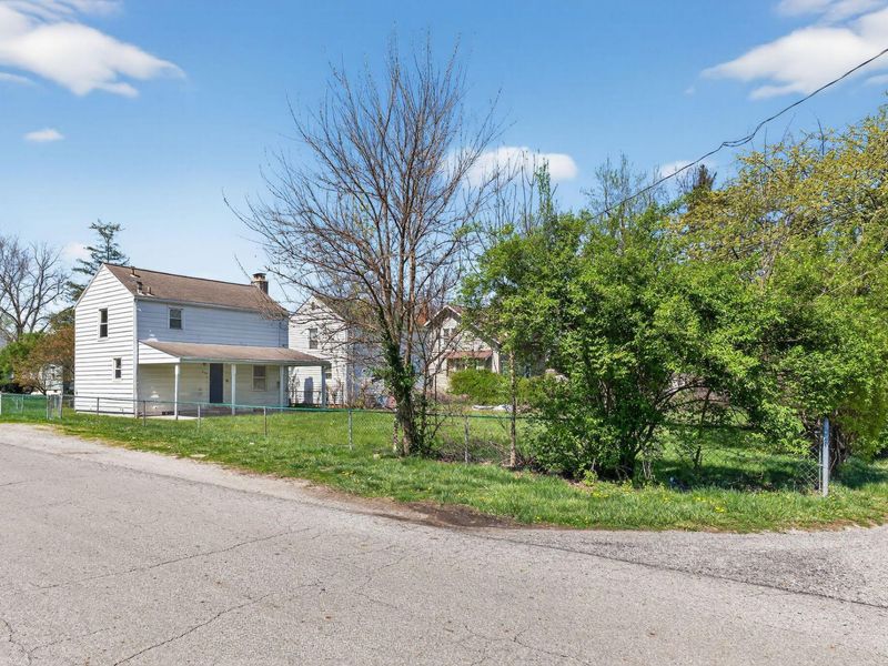 600 S Hampton Road , Columbus, OH 43213 Photo 3