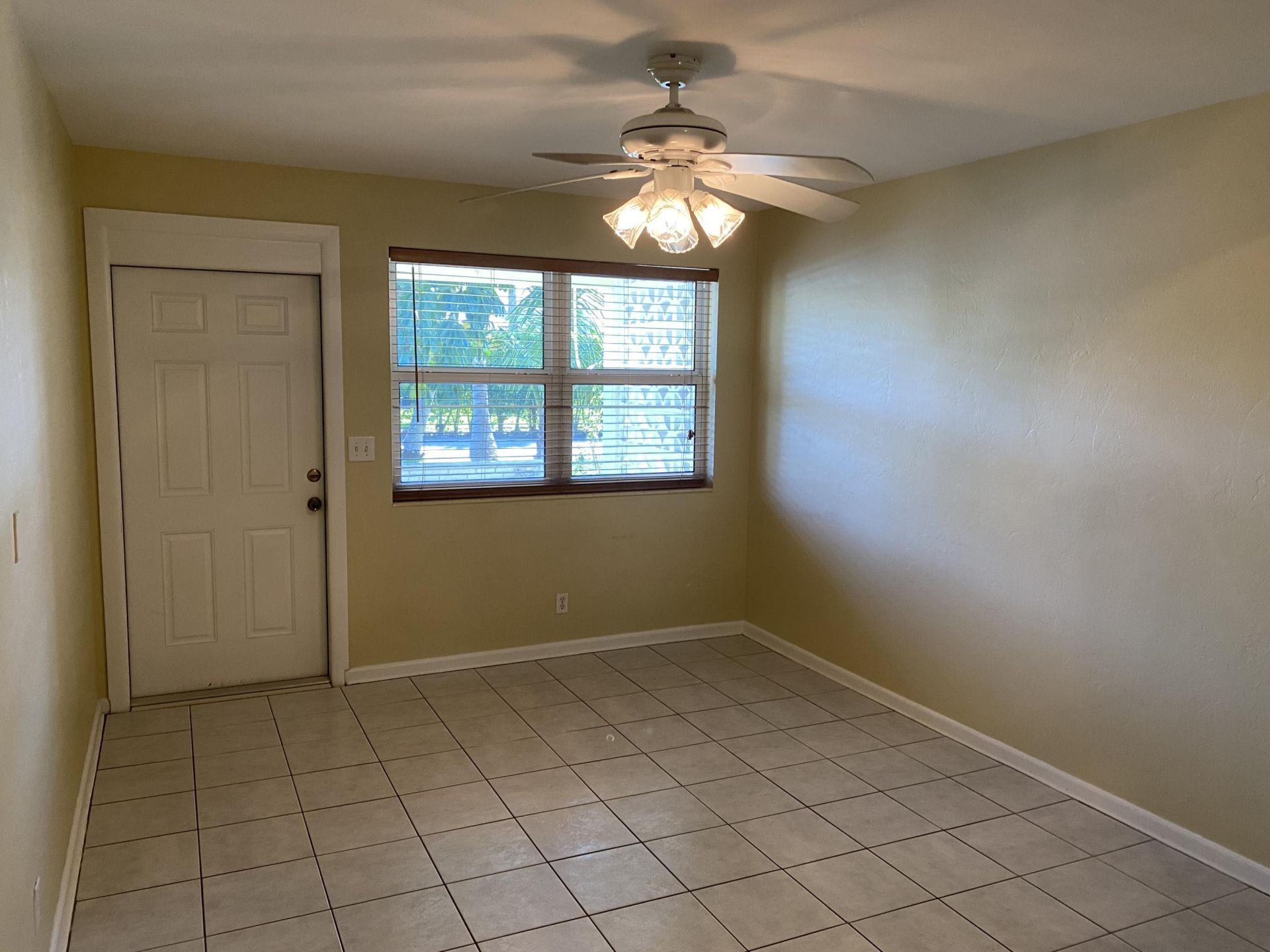 1172 Surf Road, Unit A2, Singer Island, FL 33404 Photo