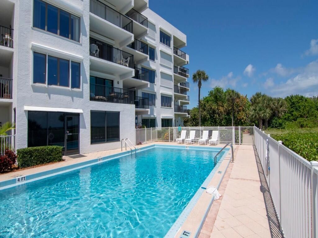 1700 Ocean Drive, Unit 306, Vero Beach, FL 32963 Photo
