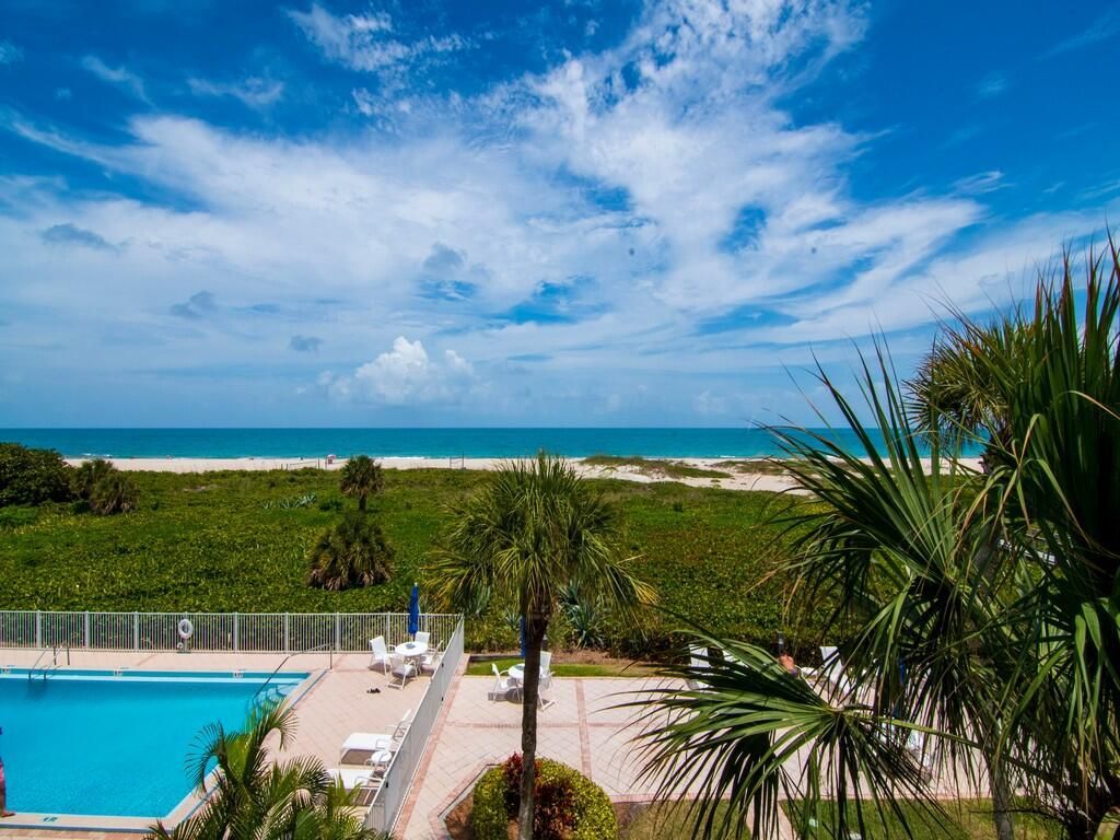 1700 Ocean Drive, Unit 306, Vero Beach, FL 32963 Photo