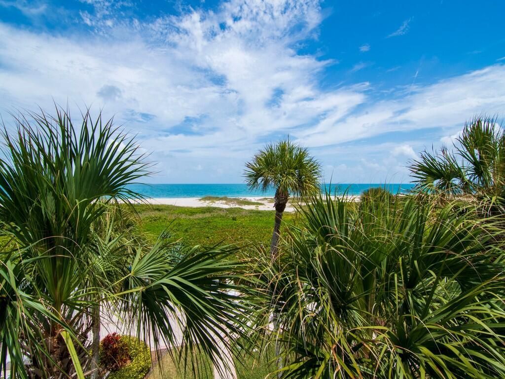 1700 Ocean Drive, Unit 306, Vero Beach, FL 32963 Photo