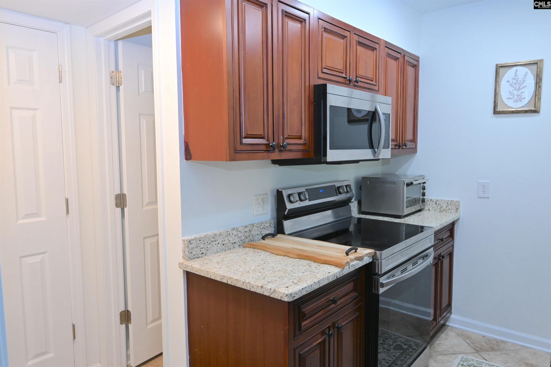 21 Low Hill Lane  Photo 14