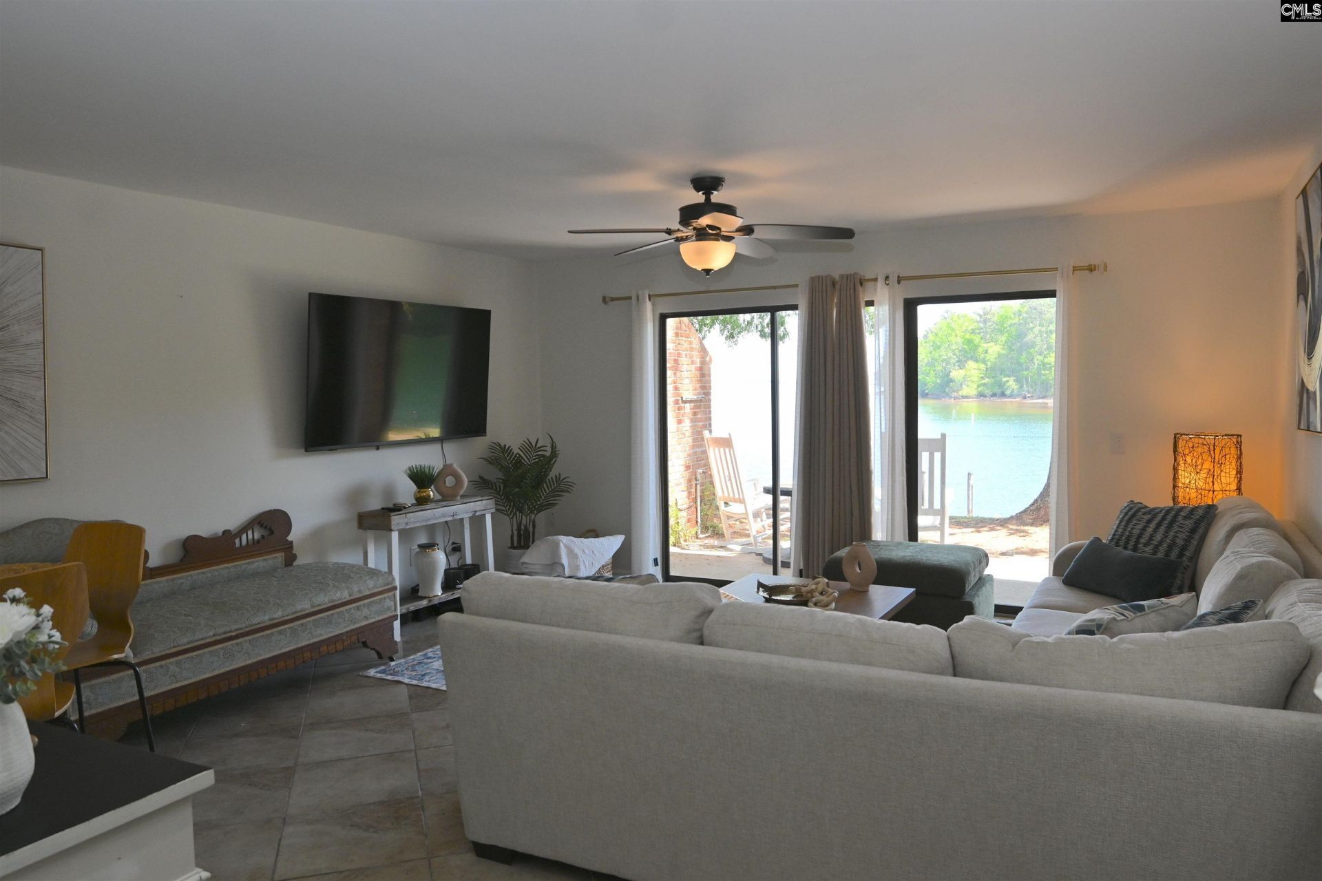 21 Low Hill Lane  Photo 9