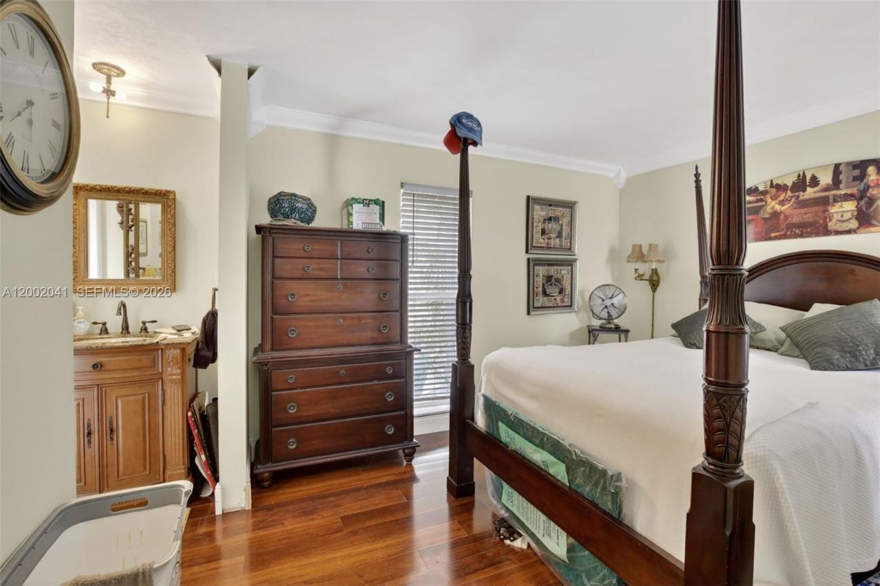 5240 NE 6th Ave , Unit H26, Oakland Park, FL 33334 Photo