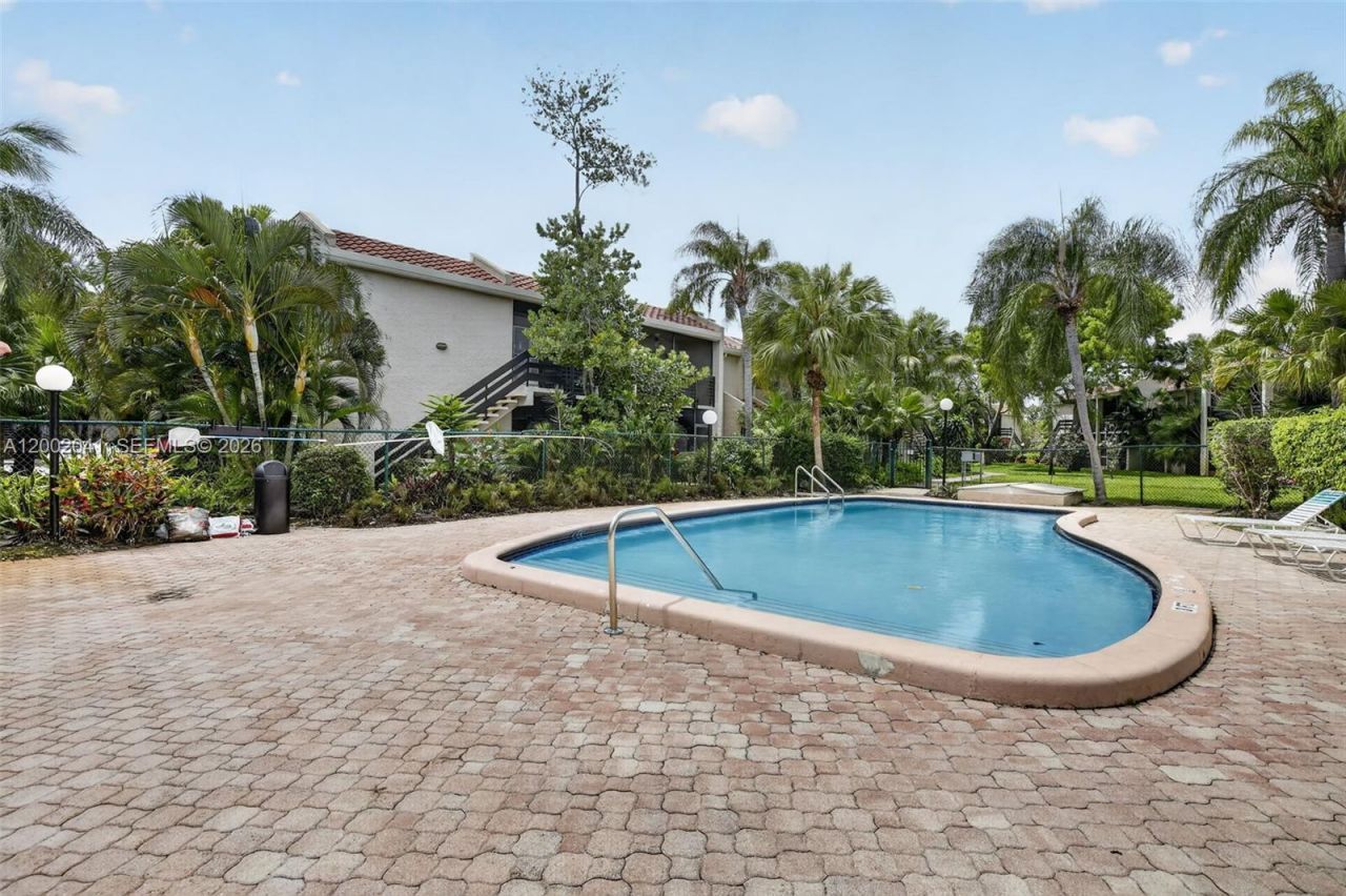 5240 NE 6th Ave , Unit H26, Oakland Park, FL 33334 Photo