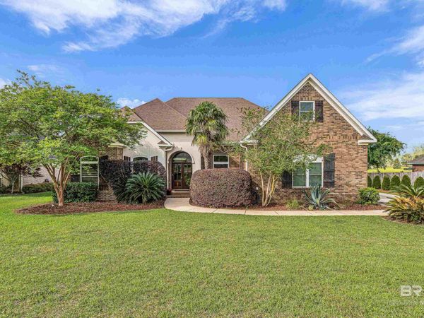 25825 Ravenwood Circle, Daphne, AL 36526