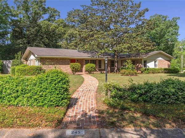 245 Carmel Drive E, Mobile, AL 36608