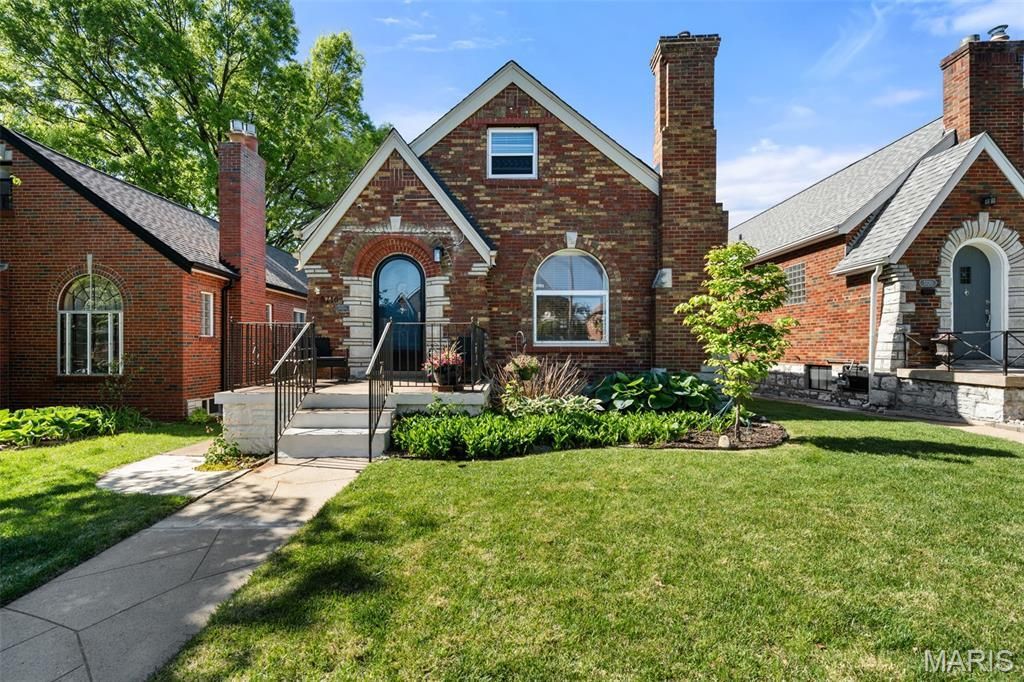 5716 Winona Avenue, Saint Louis, MO 63109 Main Photo