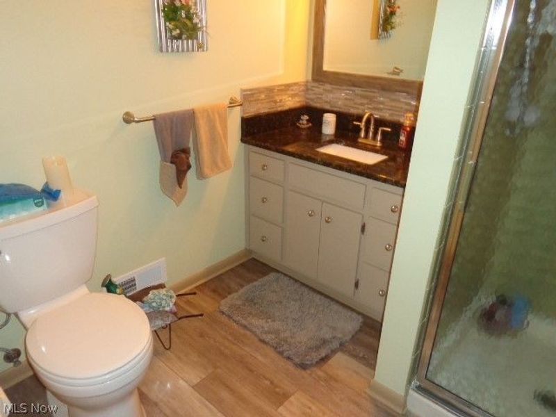 7422 Dogwood Lane, Parma, OH 44130 Photo 32