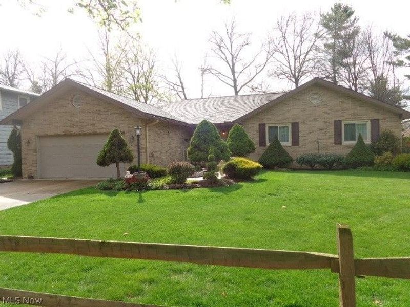 7422 Dogwood Lane, Parma, OH 44130 Photo 9