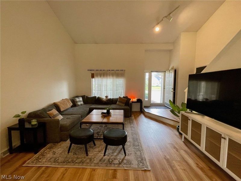 38445 Westminster Lane, Willoughby, OH 44094 Photo 12