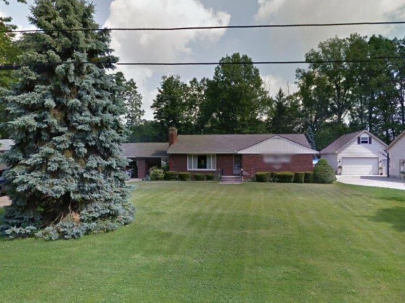 480 E Montrose Street, Youngstown, OH 44505 Photo 1