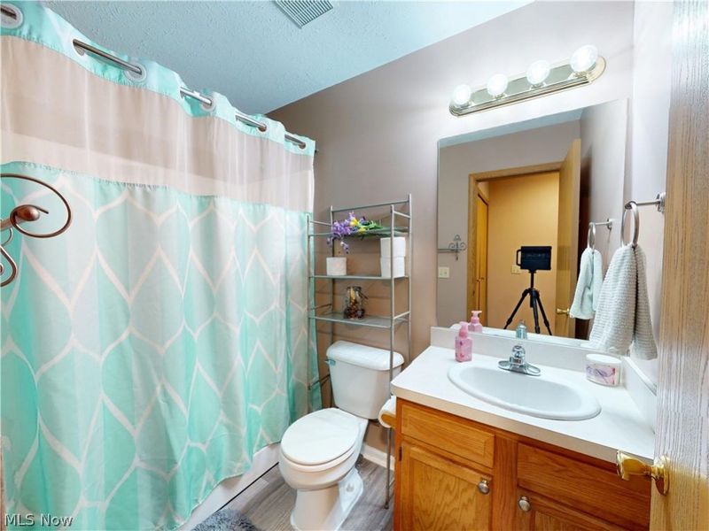 726 North Creek Drive, Painesville, OH 44077 Photo 16